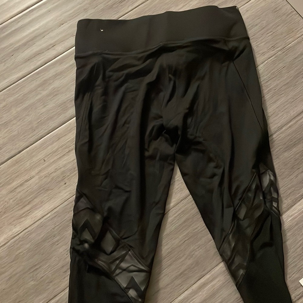 Black leggings